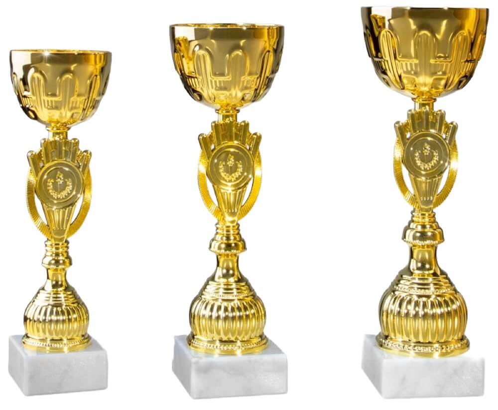 Goldfarbener Kelchpokal mit Figur und strukturiertem Sockel