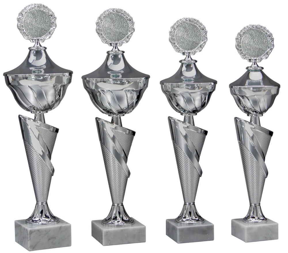 Eleganter Silberpokal mit festem Deckel