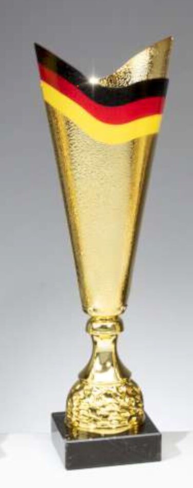 Deutschland-Pokal mit Schwarz-Rot-Gold Dekor