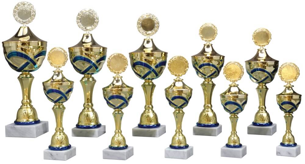 Pokal mit blauen Akzenten in Gold oder Silber