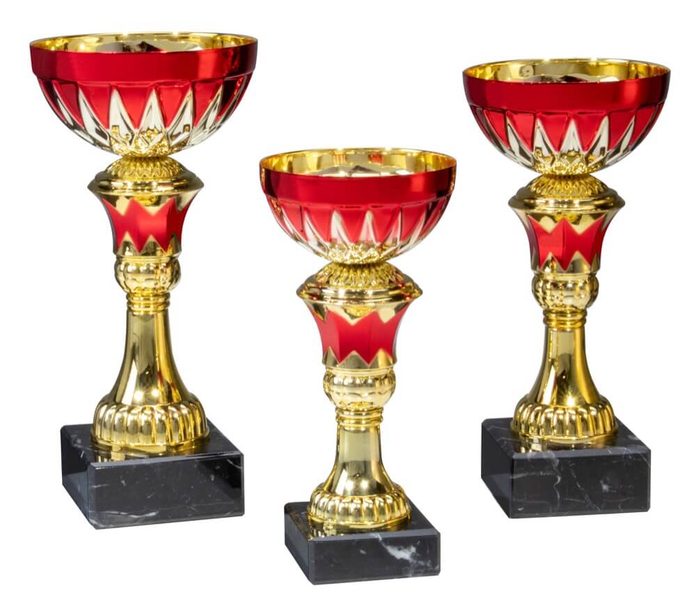 Eleganter Pokal mit rot-goldener Farbgebung