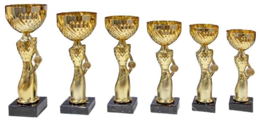 Goldfarbener Pokal mit strukturiertem Kelch und verdrehtem Fuß