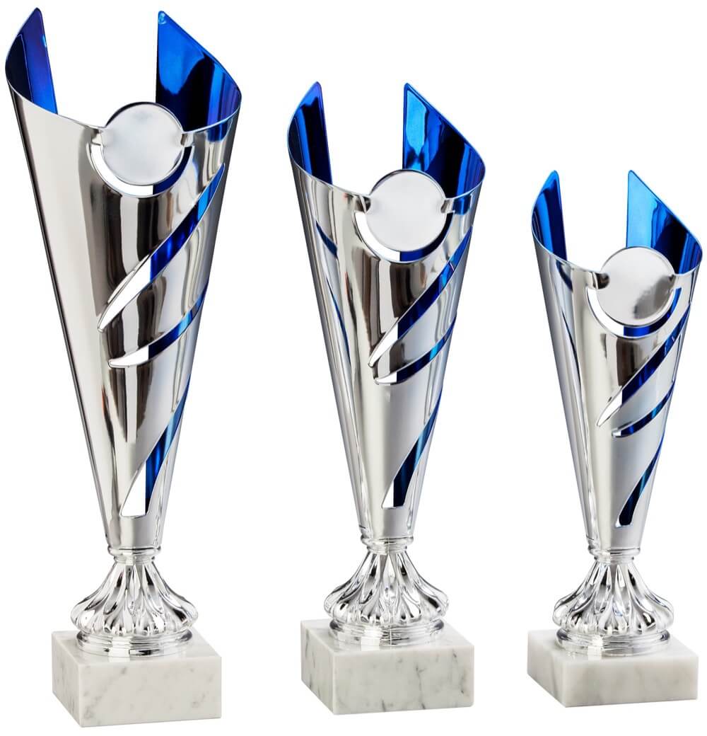 Silberner Laserpokal mit Spiraldesign